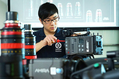 成都市文化艺术学校影像与影视技术专业 影视制作人才的摇篮